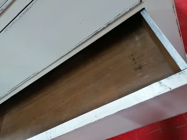 Illustration numéro 3 du produit Meuble de métier 6 tiroirs