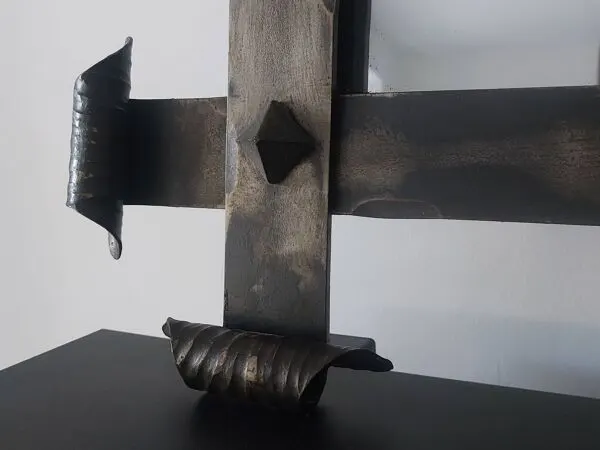 Illustration numéro 3 du produit Miroir fer forgé brutaliste