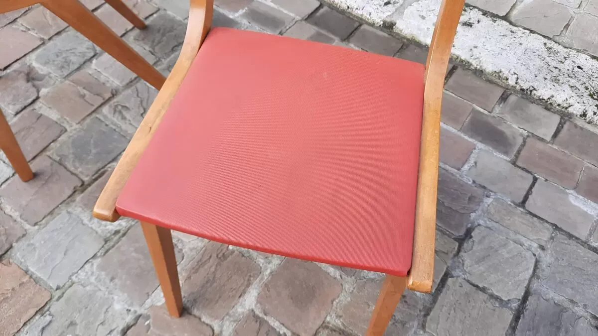 Illustration numéro 3 du produit Chaises compas vinatge