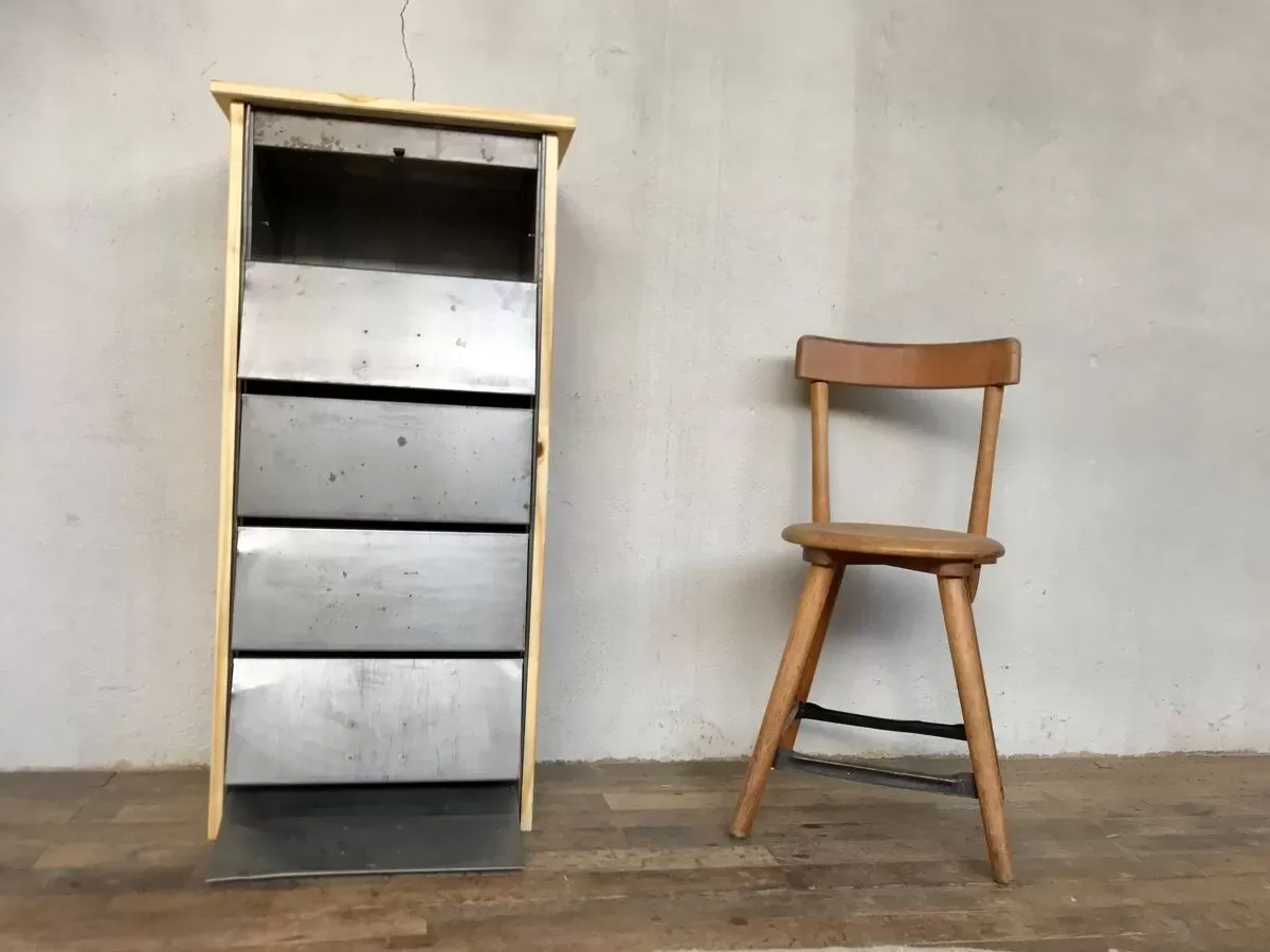 Illustration numéro 3 du produit Meuble à clapet Ronéo industriel 1960