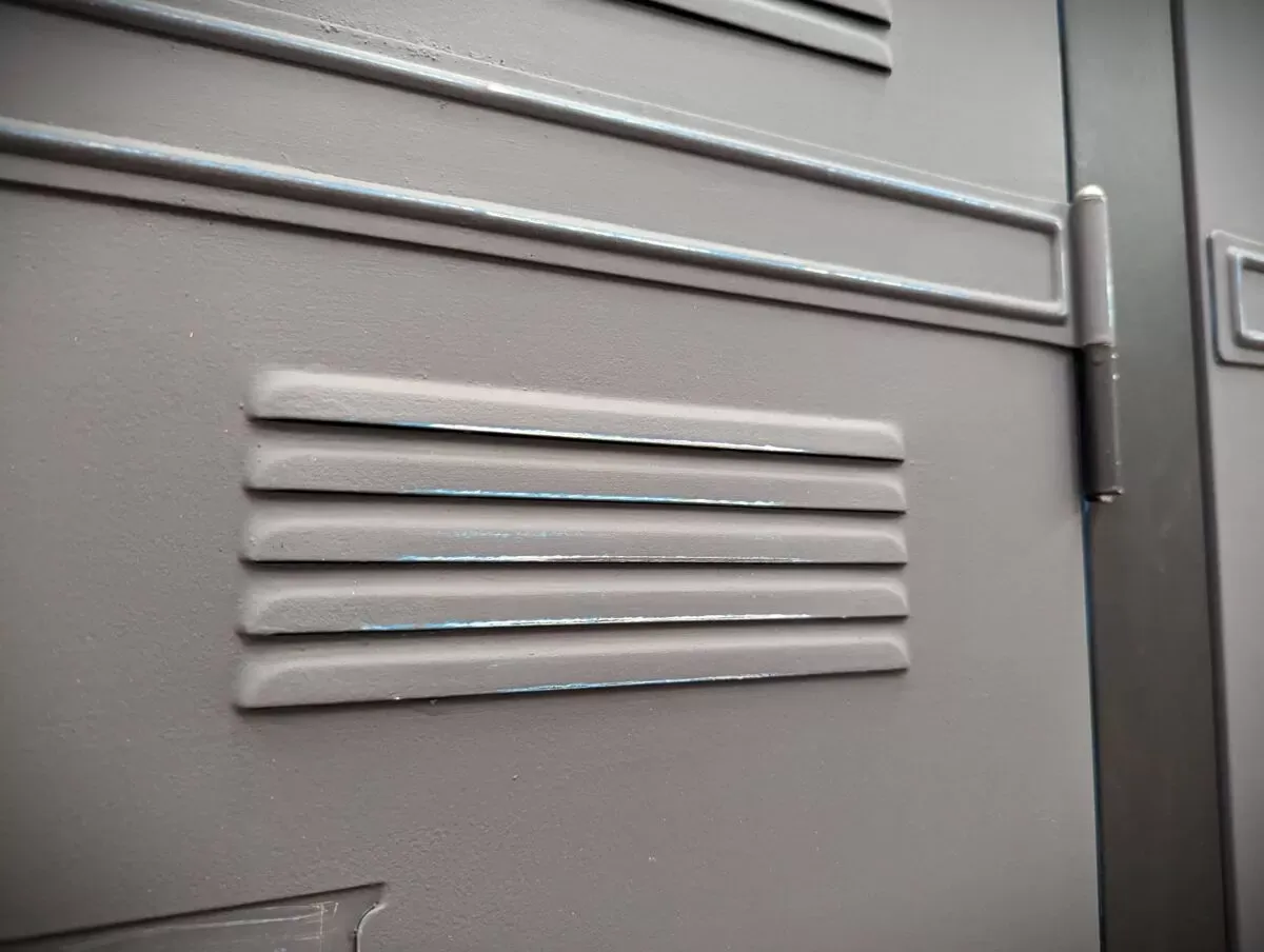 Illustration numéro 3 du produit Armoire vestiaire métallique