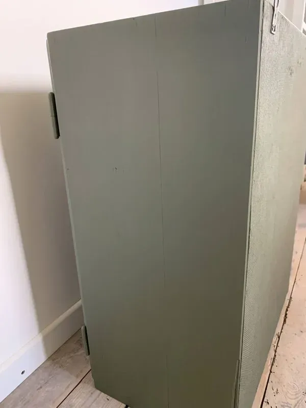 Illustration numéro 3 du produit Etagère vitrine d'école