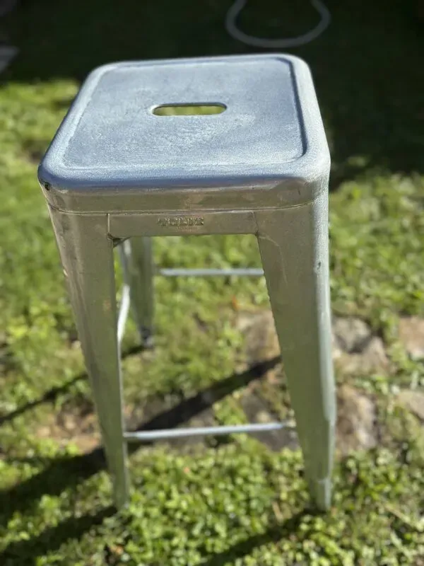 Illustration numéro 3 du produit Taboulet Tolix galvanisé hauteur 75 com original Xavier Pauchard