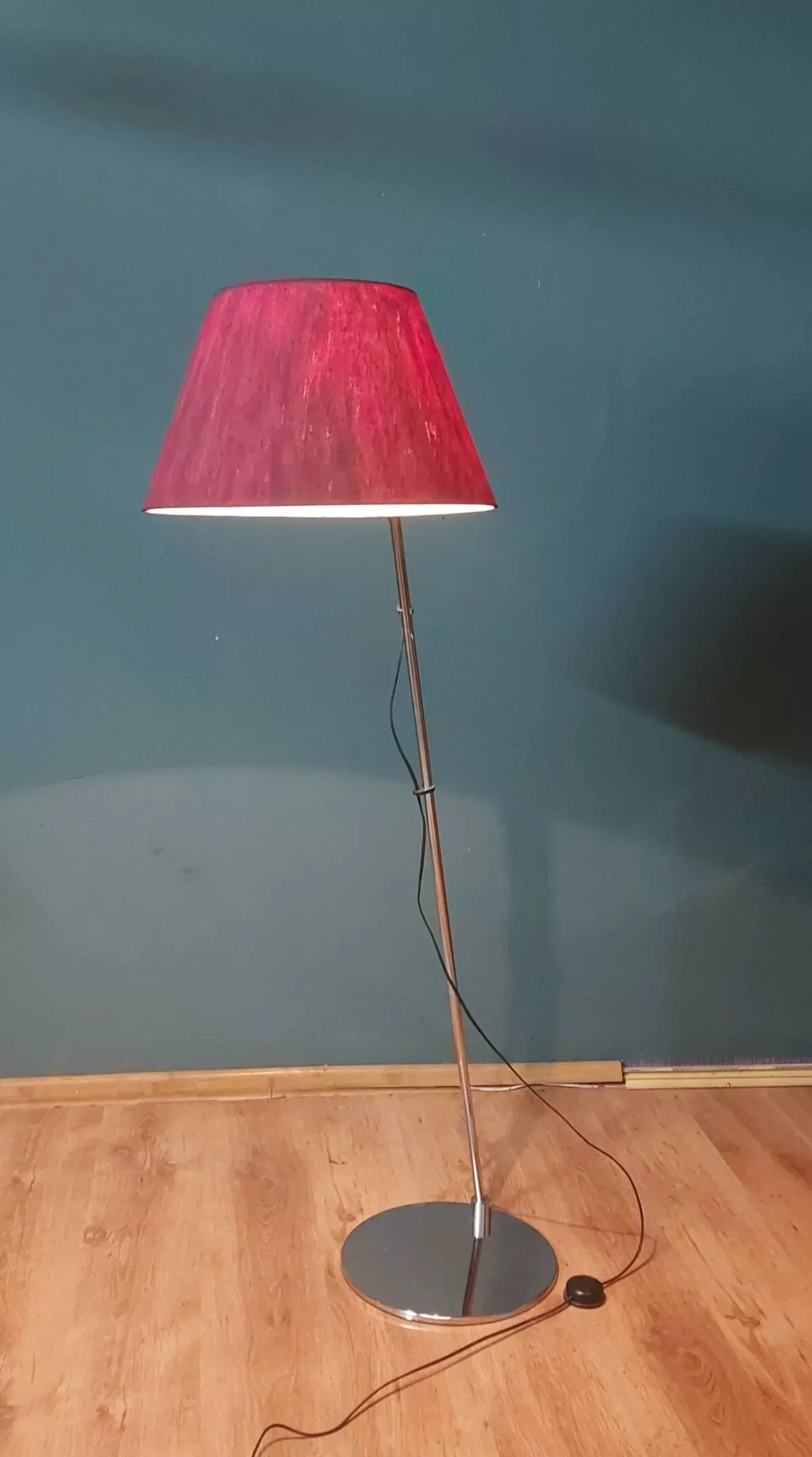 Illustration numéro 3 du produit Lampe industrielle Peters Design