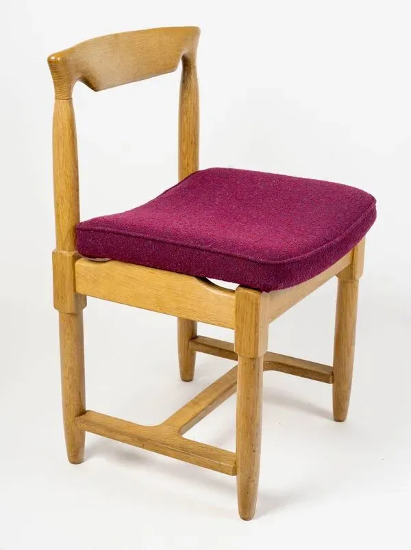 Illustration numéro 3 du produit Ensemble de 4 chaises de Guillerme et Chambron pour Votre Maison, 1960’s