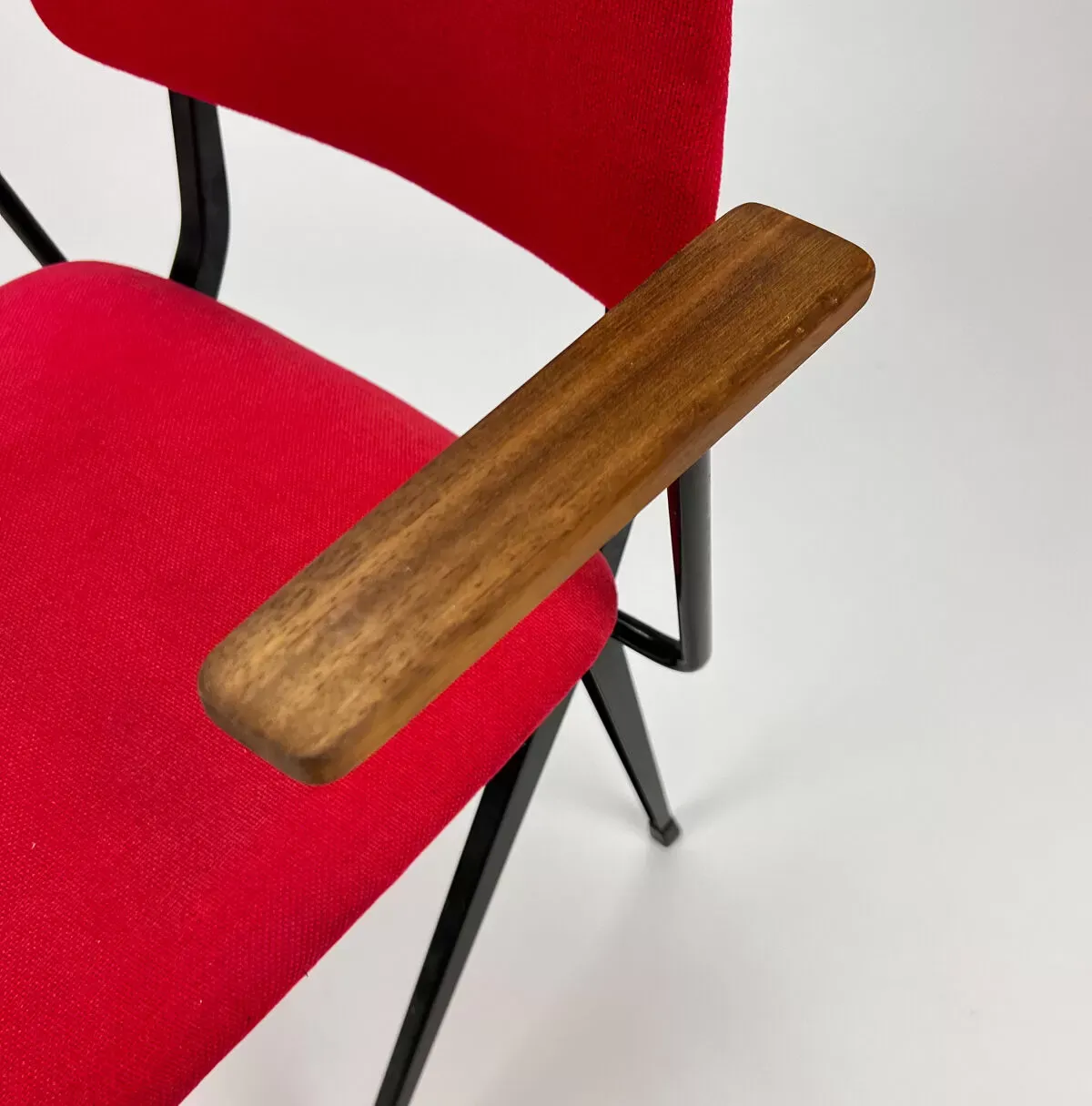 Illustration numéro 3 du produit Fauteuil, années 1960