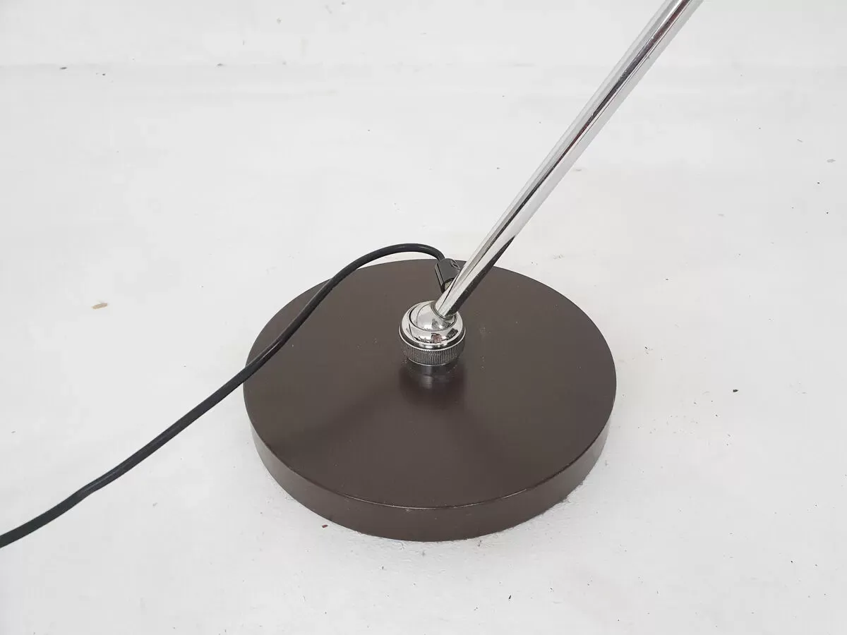 Illustration numéro 3 du produit Lampadaire réglable par Busquet pour Hala, Pays-Bas années 1950