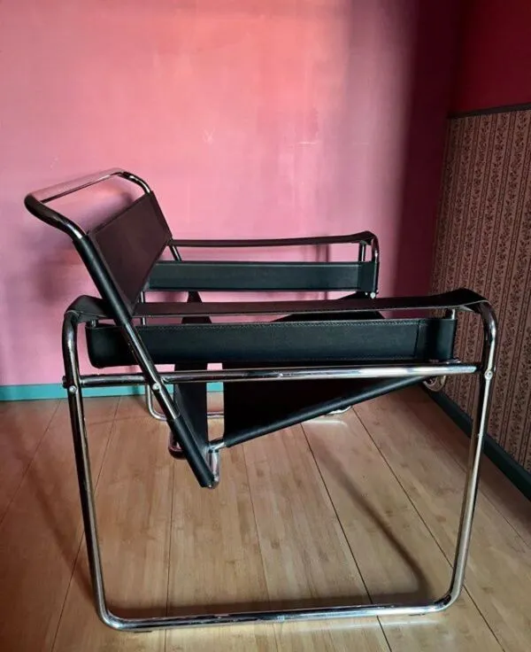 Illustration numéro 3 du produit Fauteuil Wassily