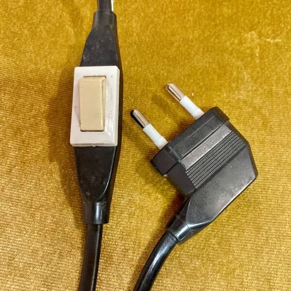 Illustration numéro 3 du produit Grande lampe modulable industrielle 1970.
