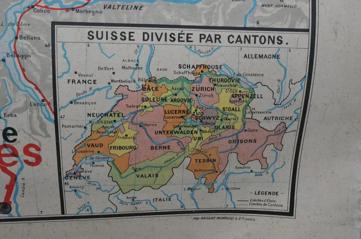 Illustration numéro 3 du produit Carte d'école de la Suisse