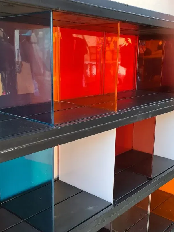 Illustration numéro 3 du produit Bibliothèque '' hommage à charlotte '' des Frères Bouroullec