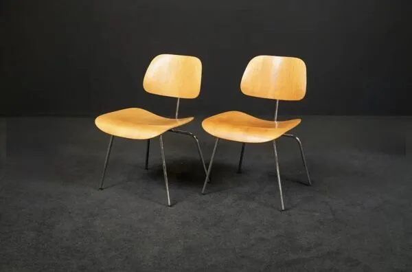Illustration numéro 3 du produit Plywood Group DCM  Vitra