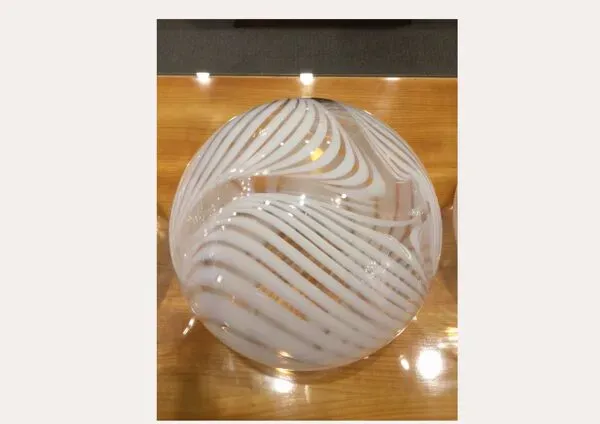 Illustration numéro 3 du produit Ensemble de trois luminaires « Tessuto » M.Vignelli pour Venini circa1970