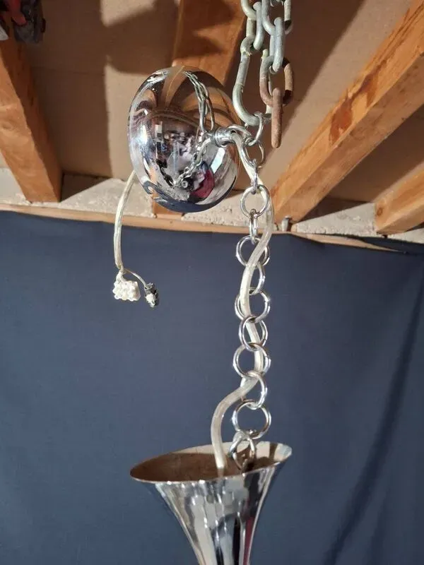 Illustration numéro 3 du produit Lustre annees 1930-1950 en metal chrome et verre epais