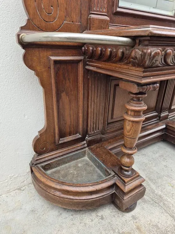 Illustration numéro 3 du produit Vestiaire Porte manteau Napoléon III 19éme en chêne massif