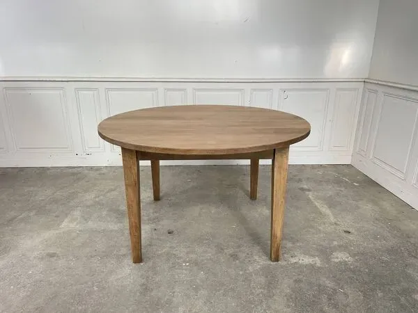 Illustration numéro 3 du produit Table ronde en frêne sixties