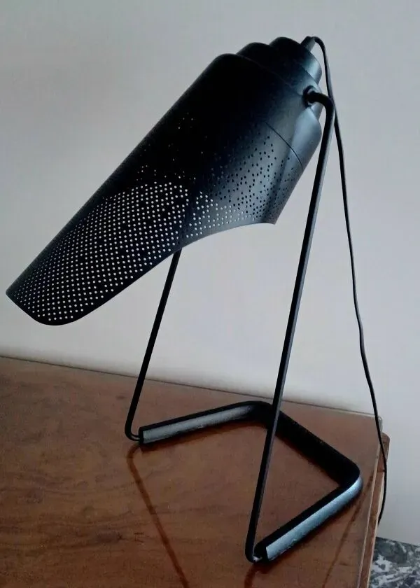 Illustration numéro 3 du produit Lampe a poser foscarini diesel modele perf tavolo