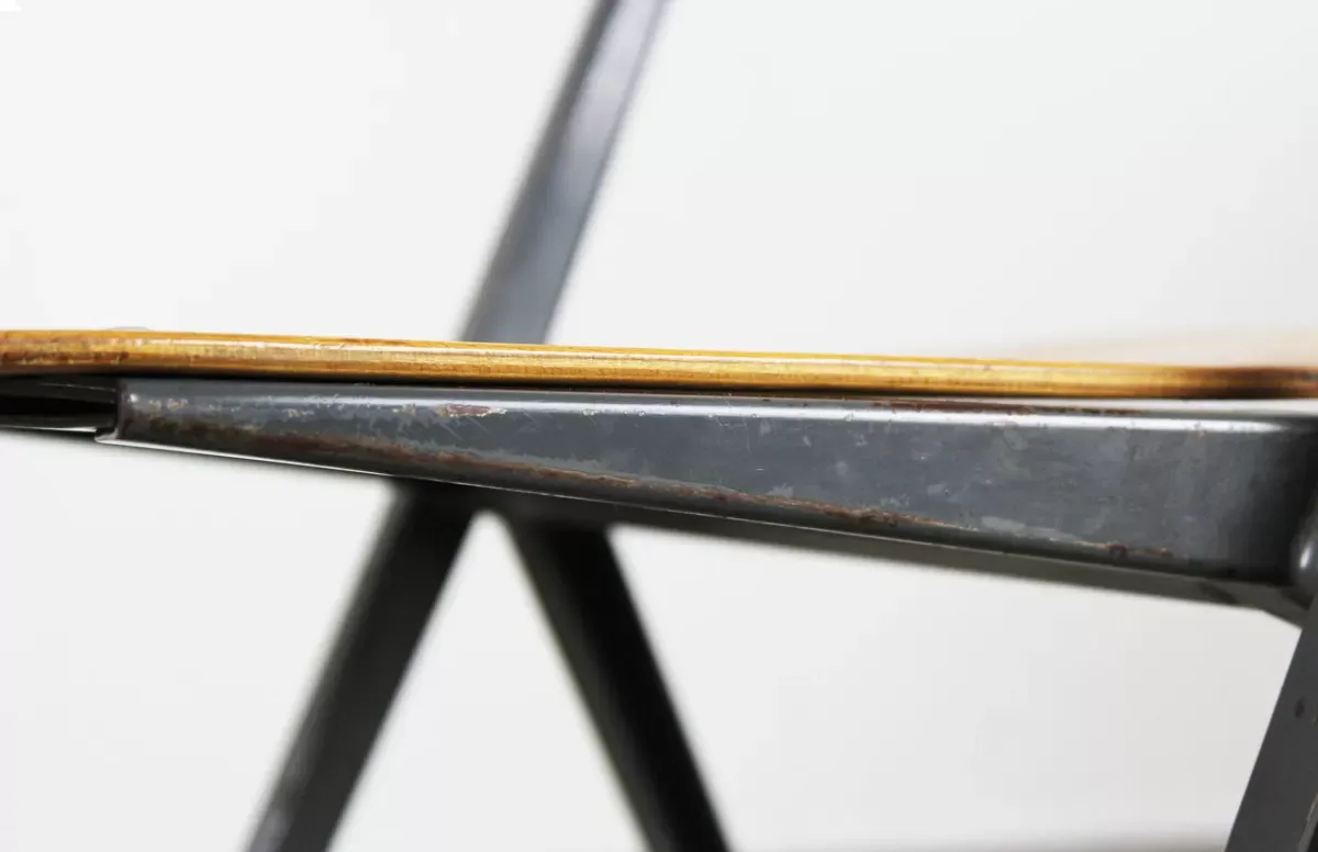 Illustration numéro 3 du produit Chaises Pyramid vintage par Wim Rietveld pour Ahrend de Cirkel