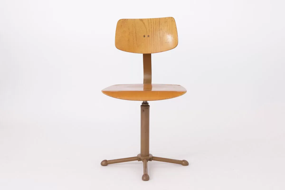 Illustration numéro 3 du produit Chaise industrielle Drabert Allemagne années 60-70 vintage