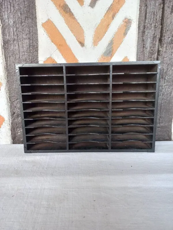 Illustration numéro 3 du produit Casier étagère de bureau