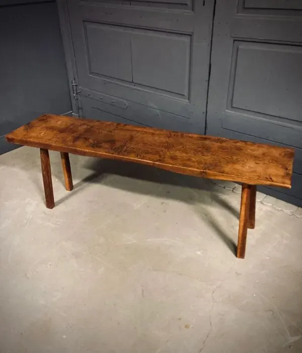 Illustration numéro 3 du produit Banc industriel / table de boucher, années 1950, chêne massif - grand modèle