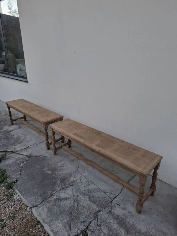 Illustration numéro 3 du produit Paire de bancs de ferme rustique ancien entièrement Aérogommer