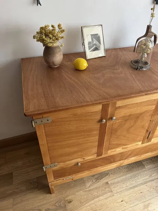 Illustration numéro 3 du produit Meuble de métier, rangement imprimerie