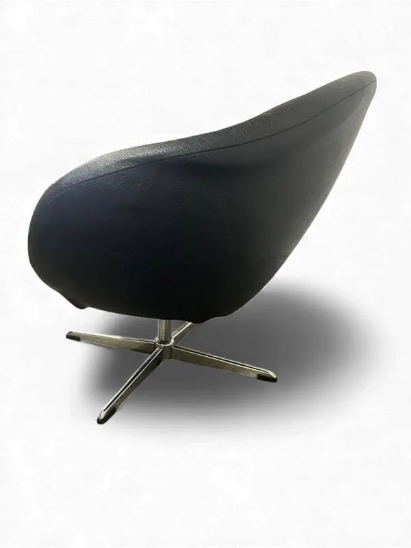 Illustration numéro 3 du produit Fauteuil vintage noir / chaise lounge / fauteuil 'Folke Jansson'