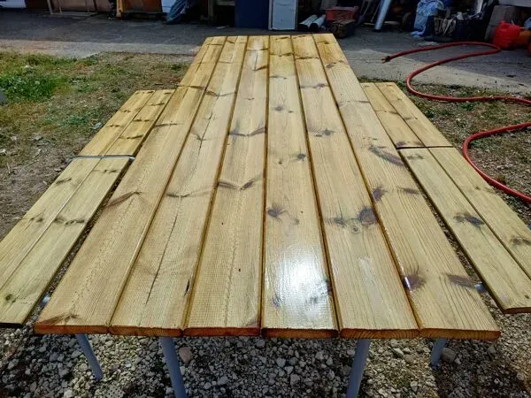 Illustration numéro 3 du produit Table Industrielle ou de Collectivité avec Bancs