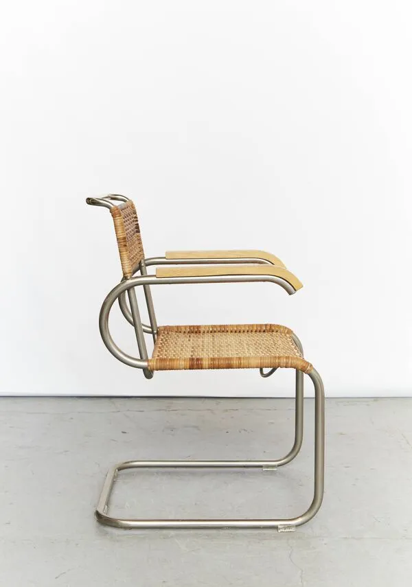 Illustration numéro 3 du produit Cantilever D40 de Marcel Breuer pour Tecta