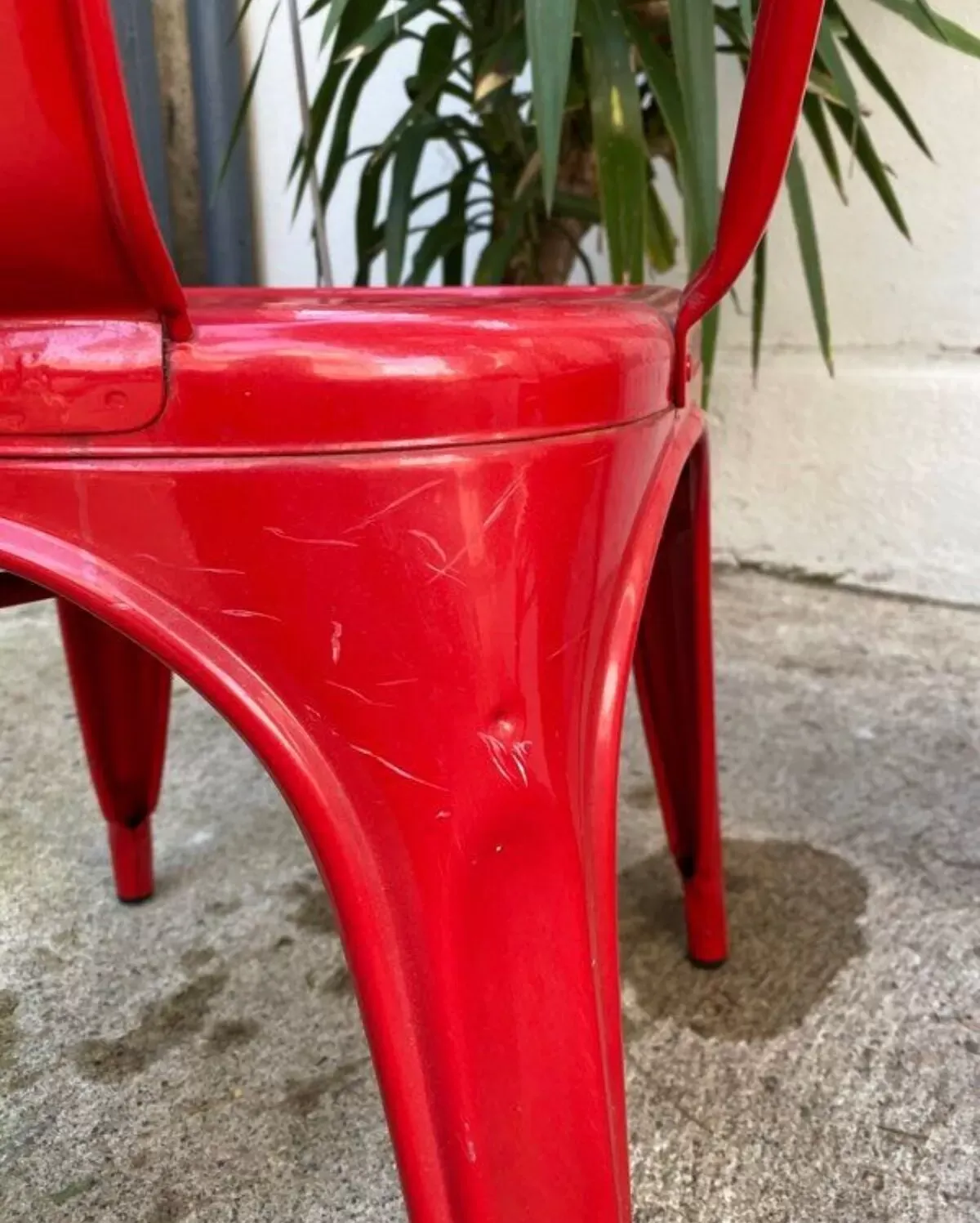 Illustration numéro 3 du produit Paire de chaises Tolix