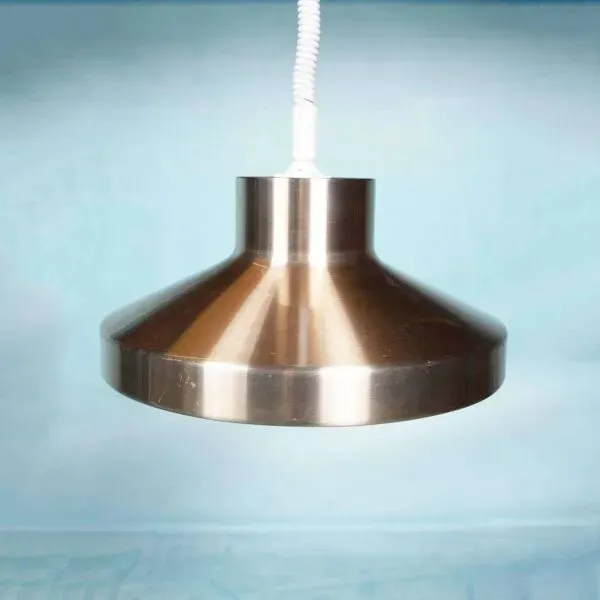 Illustration numéro 3 du produit Vintage lampe suspendue en aluminium des années 60/70, lampe de table à manger