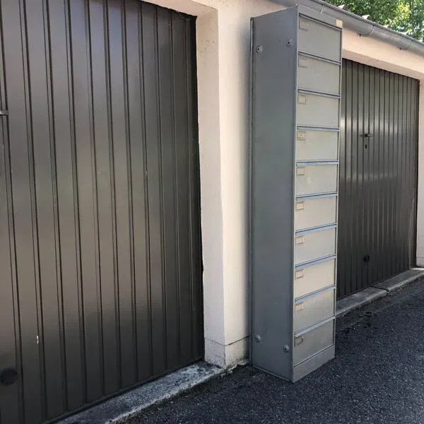 Illustration numéro 3 du produit Meuble à clapets