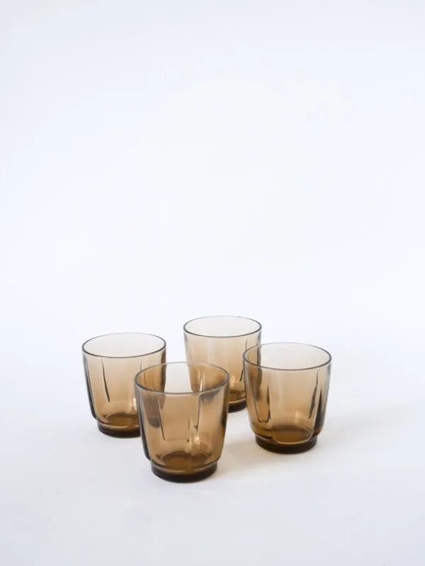 Illustration numéro 3 du produit Lot de 4 verres à eau en verre fumé Duralex, 1970