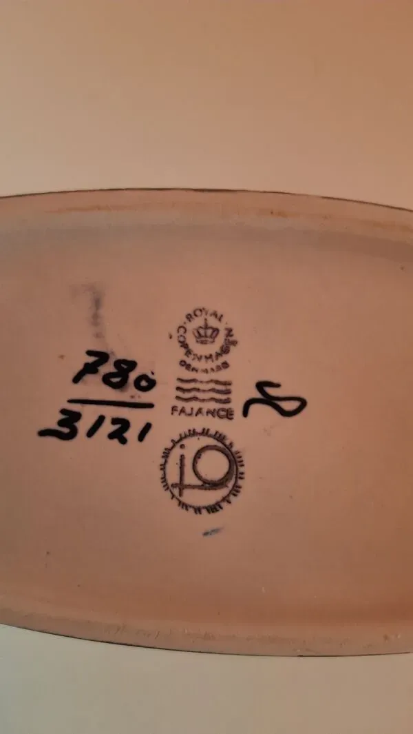 Illustration numéro 3 du produit Royal Copenhagen Vase de Nils Thorsson