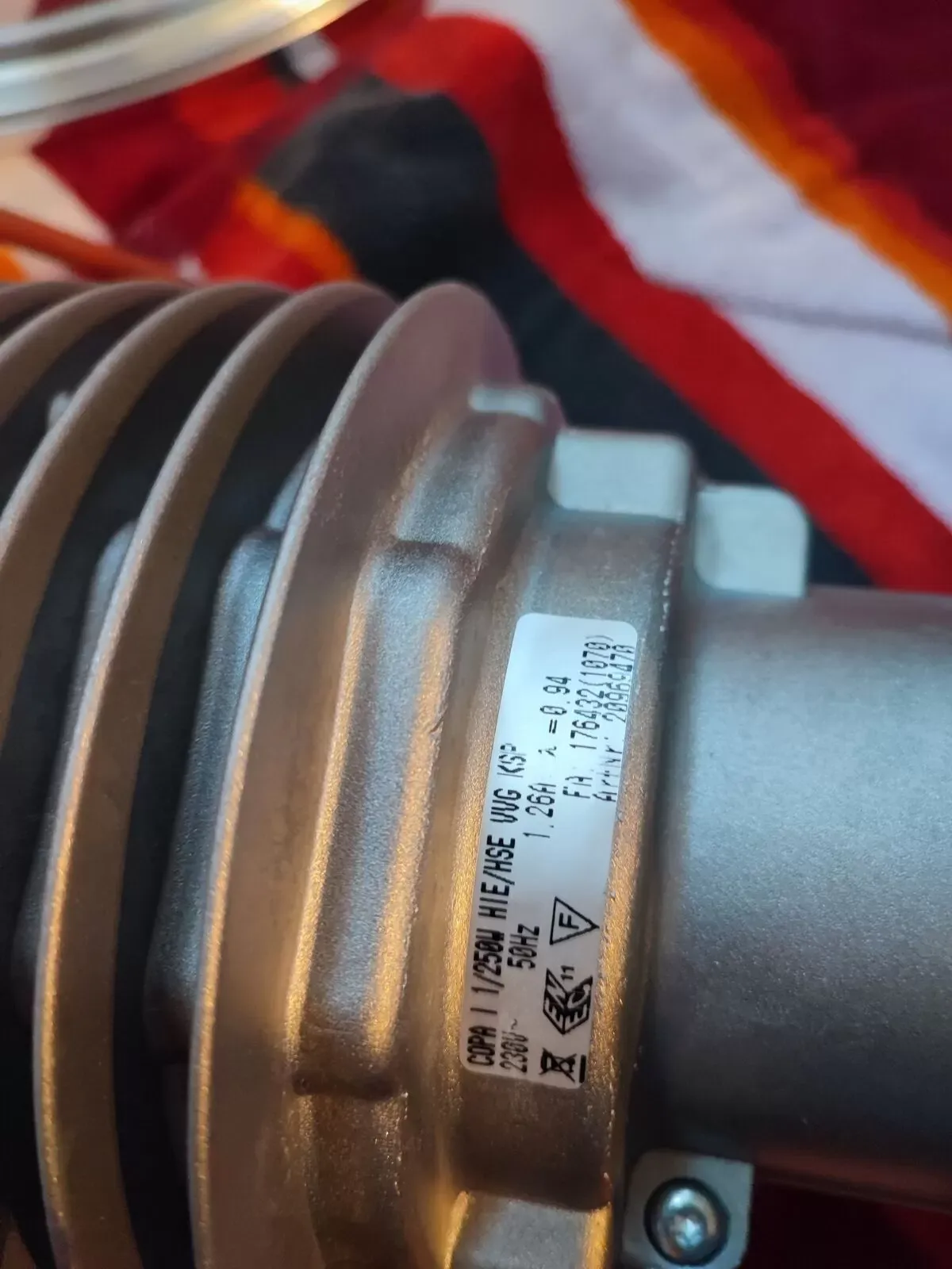 Illustration numéro 3 du produit Lampe industrielle Zumtobel staff