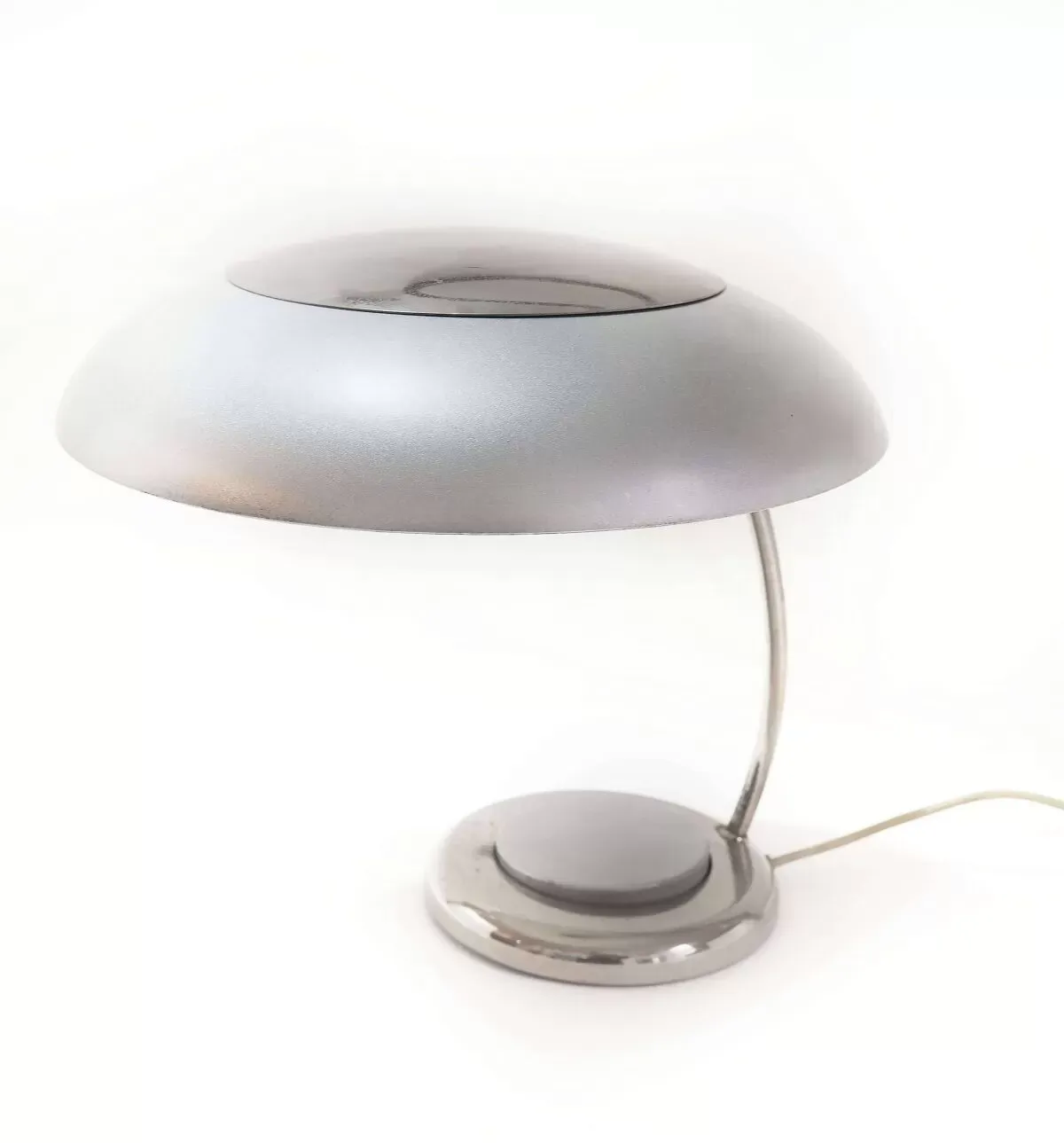 Illustration numéro 3 du produit Lampe de bureau chromée
