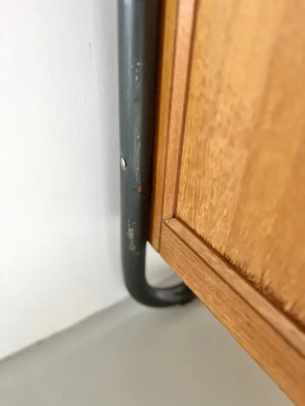 Illustration numéro 3 du produit Bureau d’internat vintage S22 Mobilor / J. Hitier