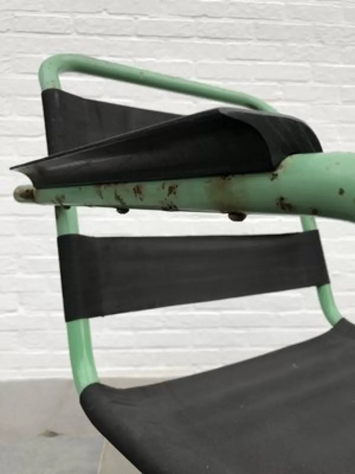 Illustration numéro 3 du produit Set de 2 chaises de jardin par Hoste Huub, 1930s