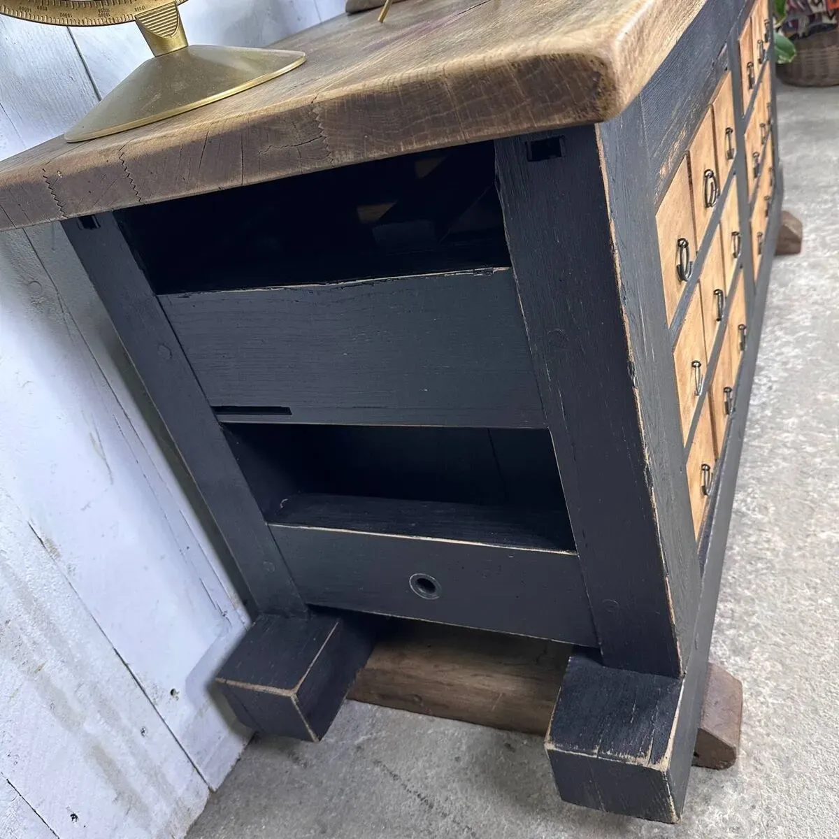 Illustration numéro 3 du produit Établi