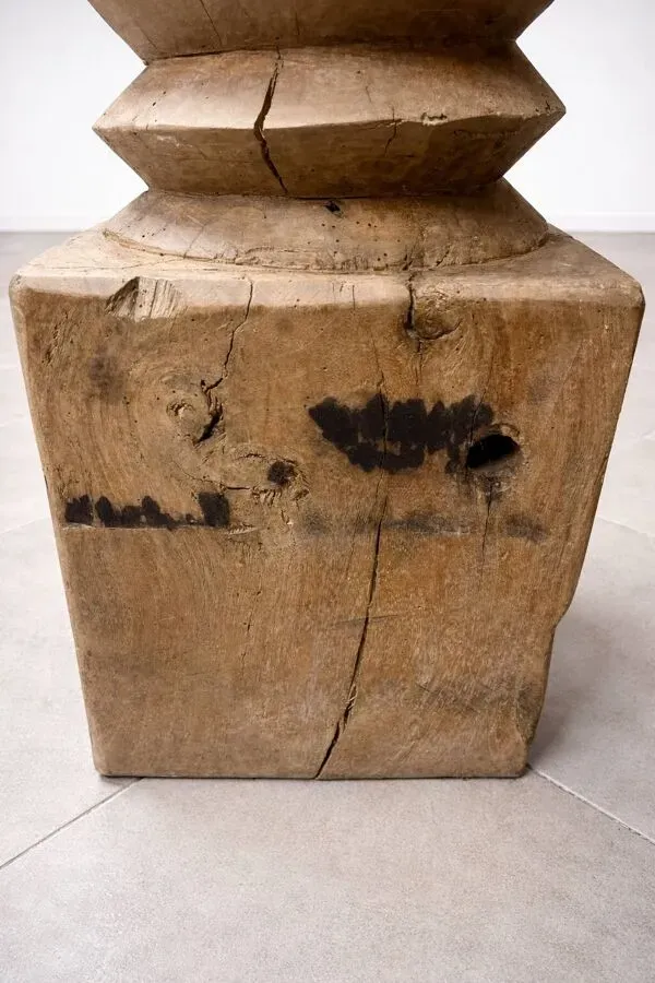 Illustration numéro 3 du produit Vis de pressoir en bois sculpté  – Objet déco/indust