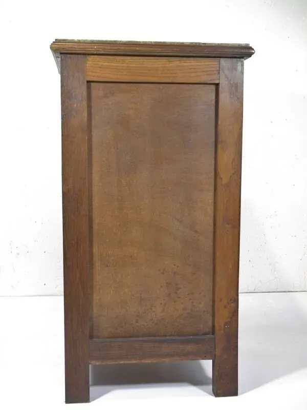 Illustration numéro 3 du produit MEUBLE d'APPOINT , CHEVET ART DECO