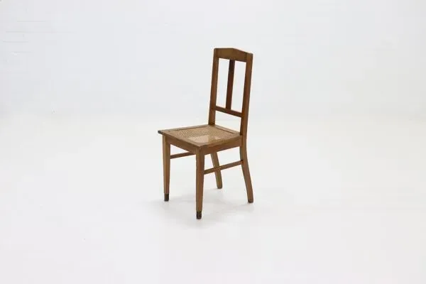 Illustration numéro 3 du produit Chaise en chêne et canne de l’école d’Amsterdam Années 1920