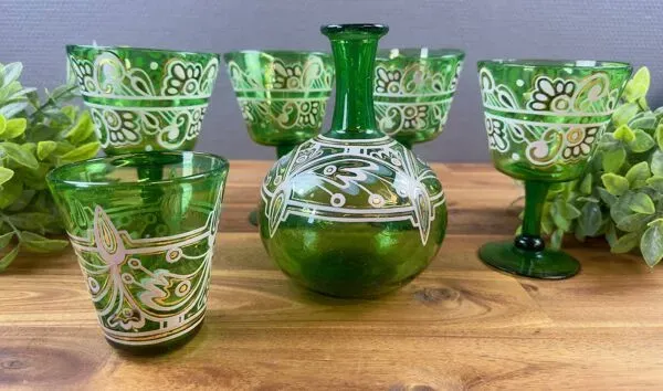 Illustration numéro 3 du produit Ensemble de verres signé “École de Peinture Université de Durango