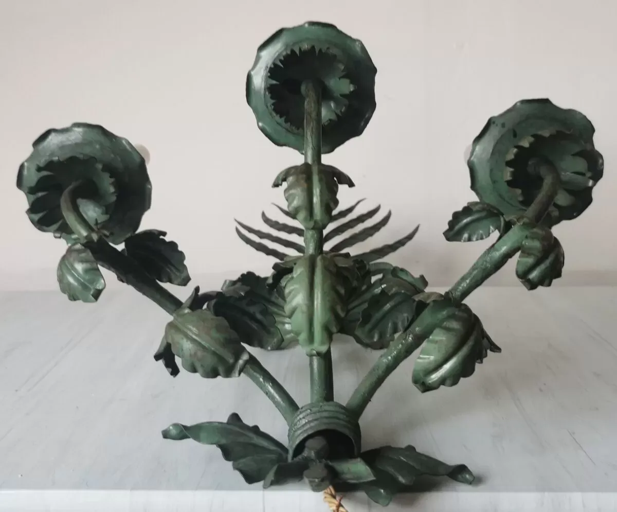 Illustration numéro 3 du produit Applique murale fer et tôle à feuilles