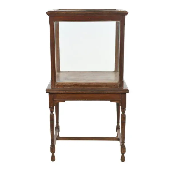 Illustration numéro 3 du produit Vitrine de présentation en bois