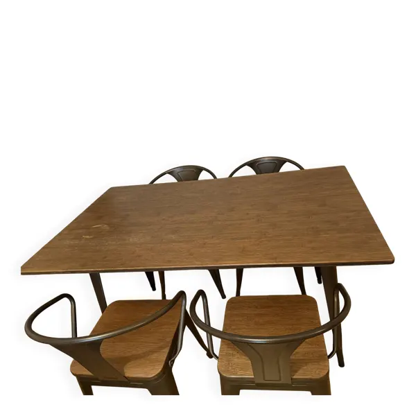 Illustration numéro 3 du produit Table à manger et 4 chaises