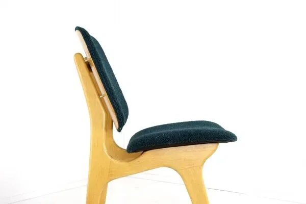 Illustration numéro 3 du produit Ensemble de 4 chaises dans le style d'Arne Hovmand olsen 'Bergen'