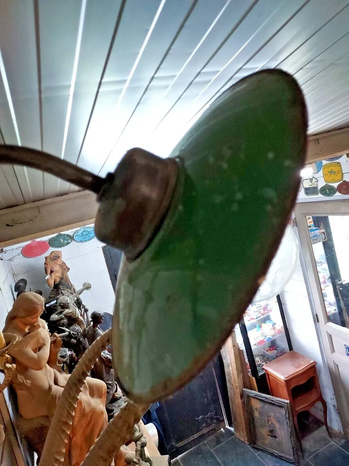 Illustration numéro 3 du produit applique industrielle col de cygne en fer