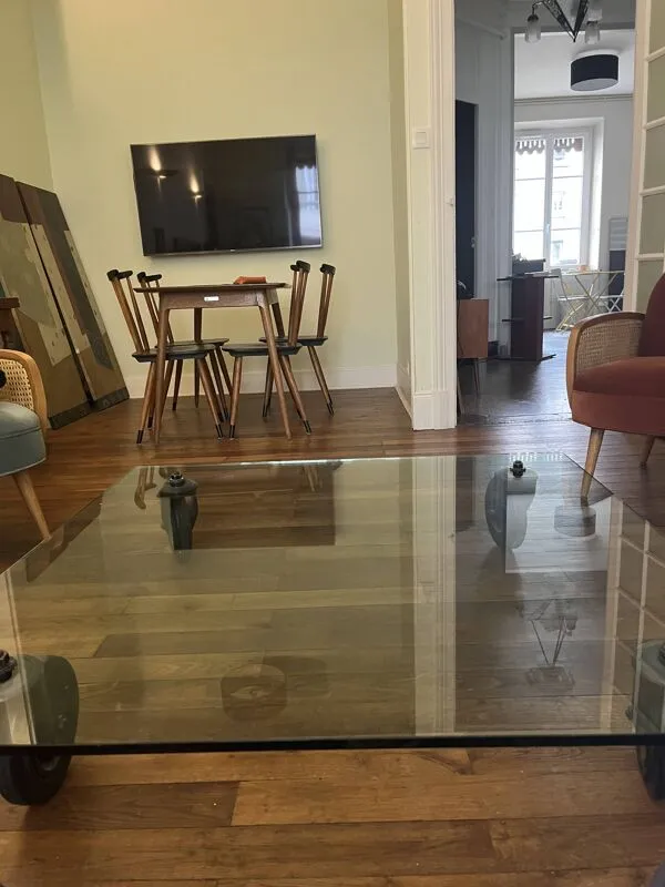 Illustration numéro 3 du produit Table basse